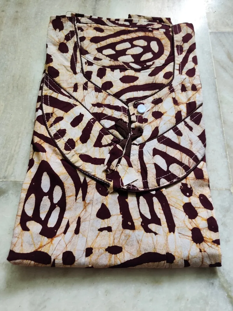 Batic nighties 6 - Image 1