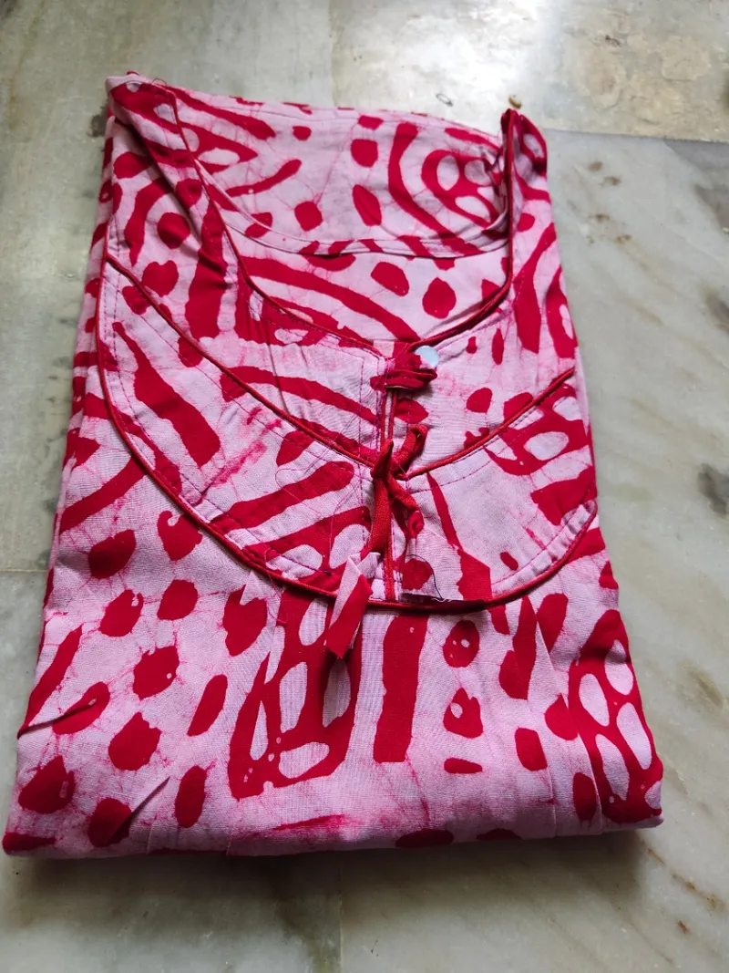 Batic nighties 9 - Image 1