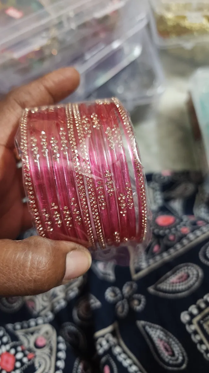 Fancy bangles pink - Image 1